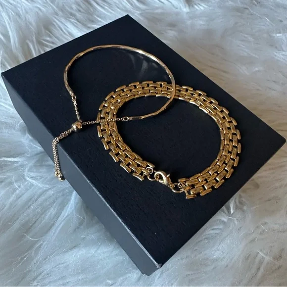 Gold Bracelet Set - Picture 2 of 2